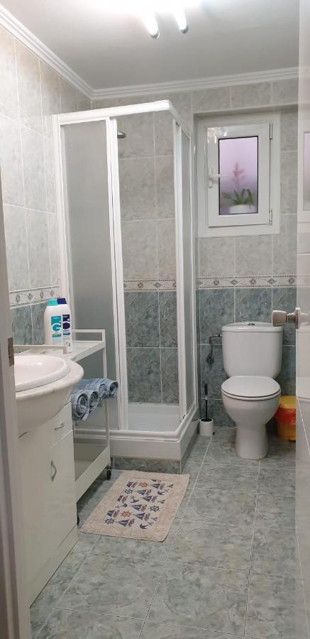Apartment For 6 People. 瓦伦西亚 外观 照片